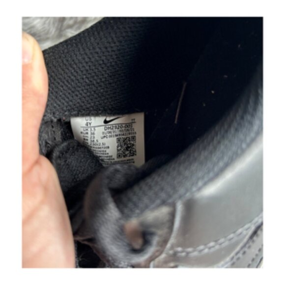 BLACK NIKE AIR FORCE - Picture 4 of 4